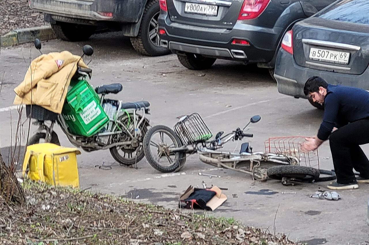 Как выбрать велосипед курьеру: рама, колёса, тормоза
